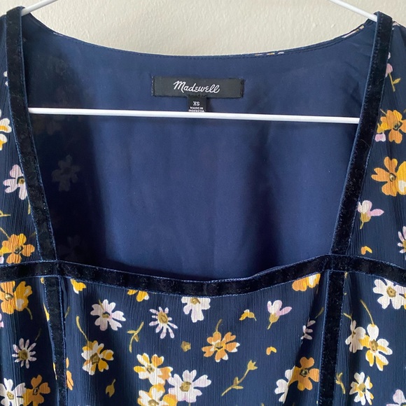 Madewell floral top - Picture 2 of 5